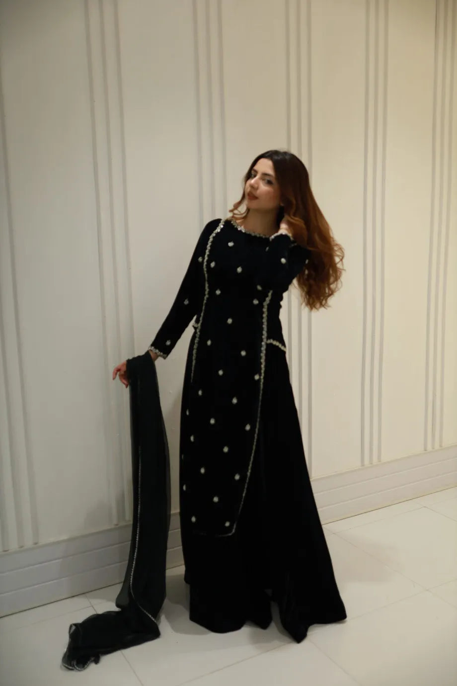EMBELLISHED LONG KURTA WITH GHARARA