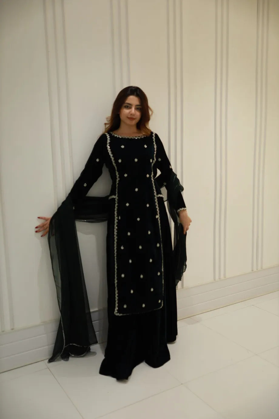 EMBELLISHED LONG KURTA WITH GHARARA
