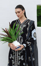 BLUEBERRY EMBROIDERED SUIT